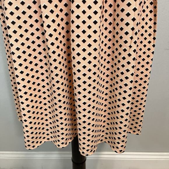 Talbots Skirt size 12 Peach Black Diamonds Knee Pleated Modest Career Church - Picture 5 of 9